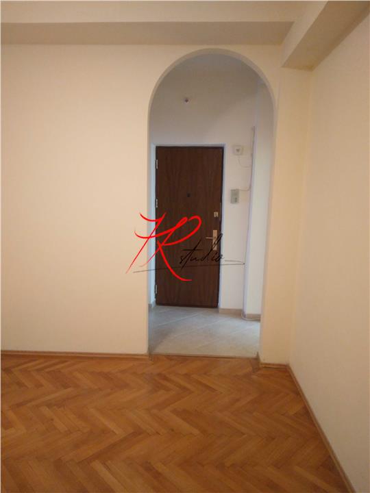 Vanzare apartament 4 camere Mosilor